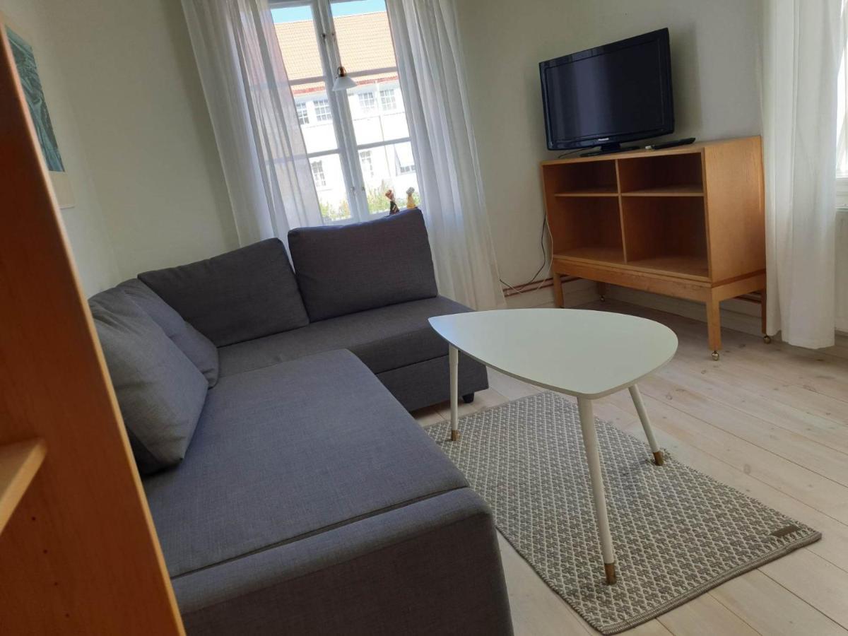 Vaelrenoverad Fin Laegenhet I Charmigt Omrade Söderhamn Esterno foto